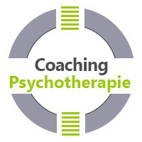 Coaching Aschaffenburg - das Bild besteht aus einem weiÃŸen und grauen Kreis, der graue Kreis wird horizontal durch einen weiÃŸen Balken durchbrochen. In diesem Symbol steht der Text Coaching Psychotherapie